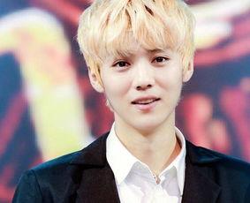 爆料鹿晗父母抱孙子视频,温馨视频曝光